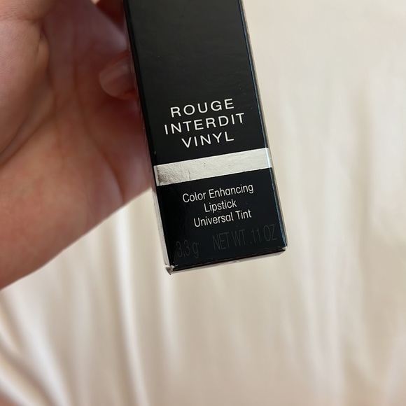 Brand New GIVENCHY Rouge Interdit Vinyl Lipstick - Picture 11 of 11